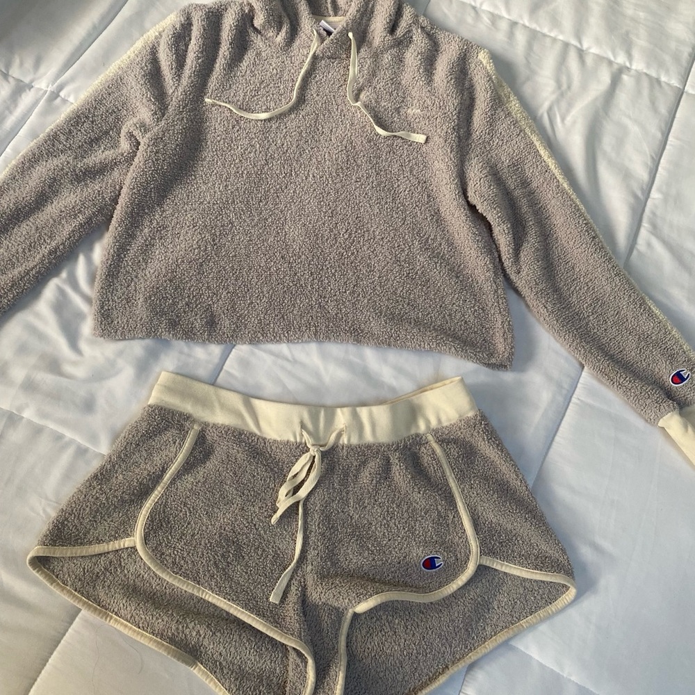 Champion Sherpa sleep set
